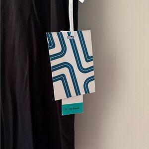 Market & Spruce Black Short Sleeve Tee